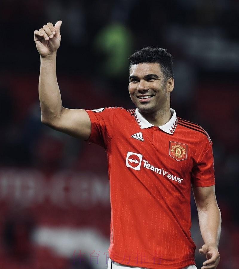 记者:皇马认为可留住卡塞米罗 曼联只是散布传言